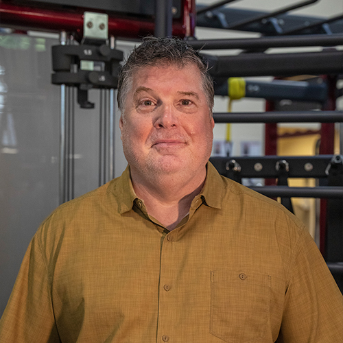 General Manager Robert